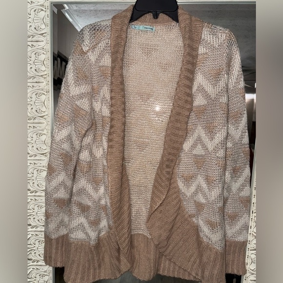 Maurices• Geometric Silver Shimmer Cardigan - Picture 1 of 9